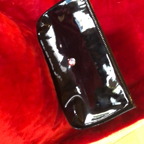 Charles David Patent Clutch - Picture 4 of 7